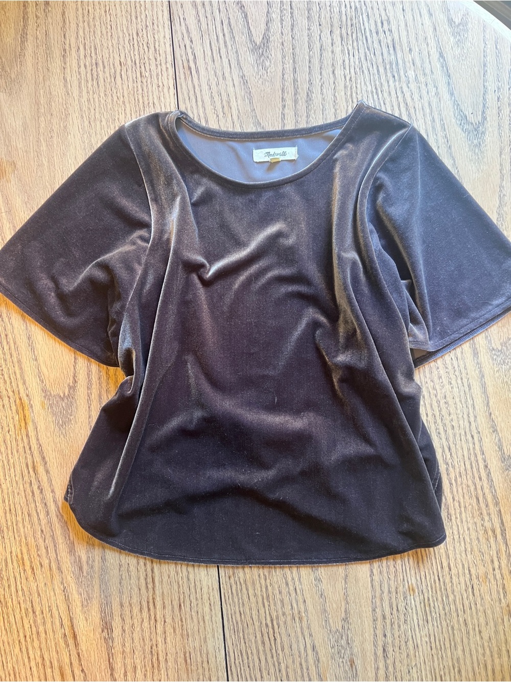Madewell Velvet Short-Sleeve Flowy Top in Dusty Purple